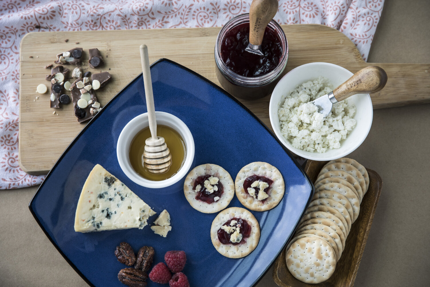 the best food and drink gifts to give this holiday season